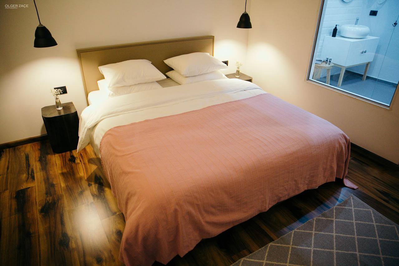 7Seven Hotel คอร์เชอ ภายนอก รูปภาพ