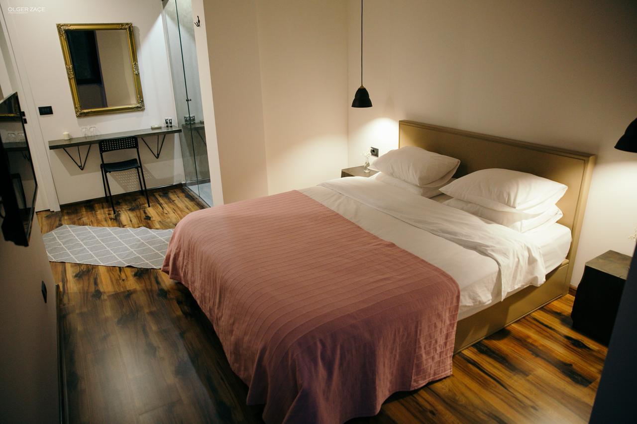 7Seven Hotel คอร์เชอ ภายนอก รูปภาพ