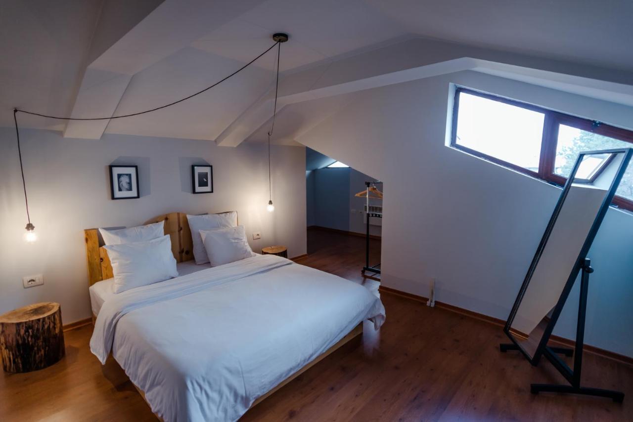 7Seven Hotel คอร์เชอ ภายนอก รูปภาพ