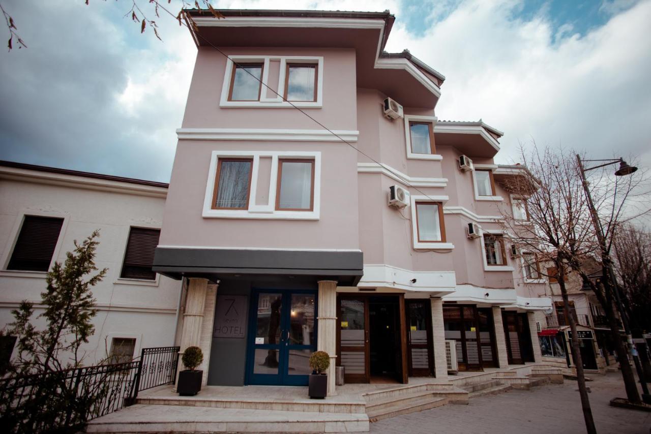 7Seven Hotel คอร์เชอ ภายนอก รูปภาพ