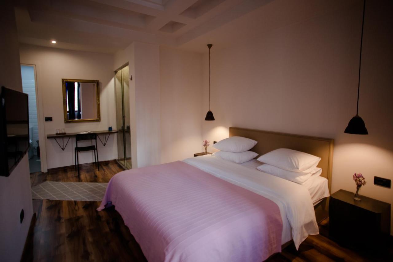 7Seven Hotel คอร์เชอ ภายนอก รูปภาพ